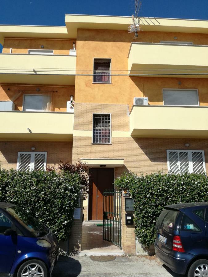 Bb Smallville Fiumicino Exterior foto